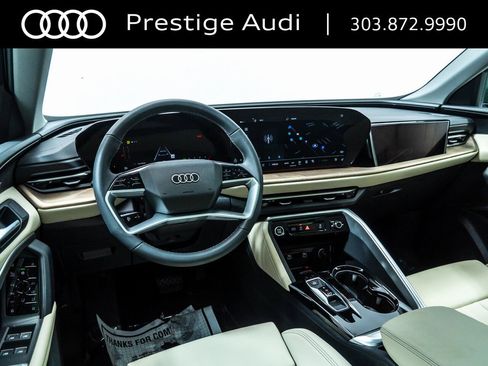 New 2025 Audi Q5 Prestige image 4