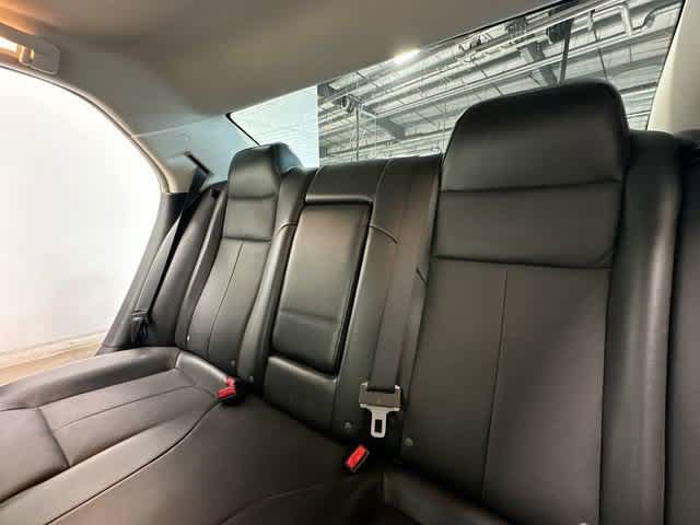 Used 2010 Chrysler 300 Touring AWD/4WD image 16
