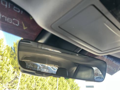 Used 2018 Lexus RX 450hL Luxury image 27