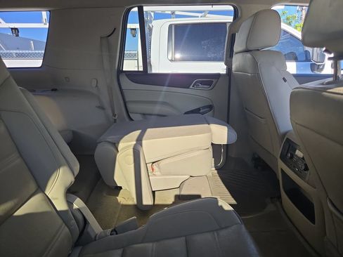 Used 2017 GMC Yukon Denali w/ Open Road Package AWD/4WD image 9