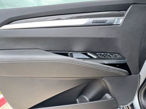 Used 2025 Cadillac Escalade V image 14