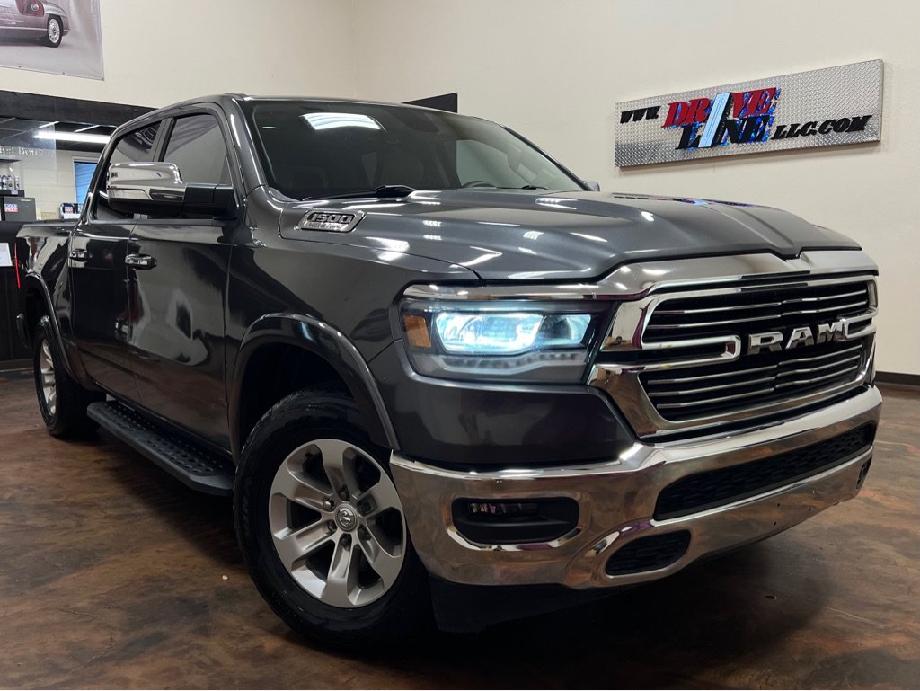 Used 2020 RAM 1500 Laramie AWD/4WD image 1