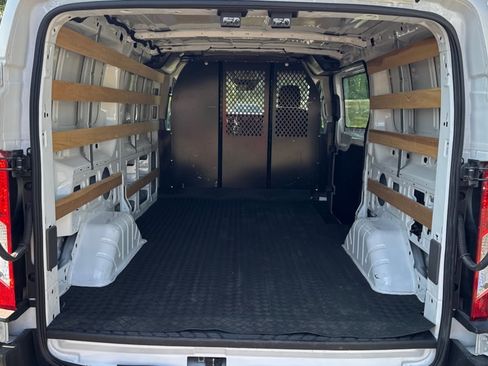 Used 2024 Ford Transit 250 Low Roof w/ Exterior Upgrade Package image 12