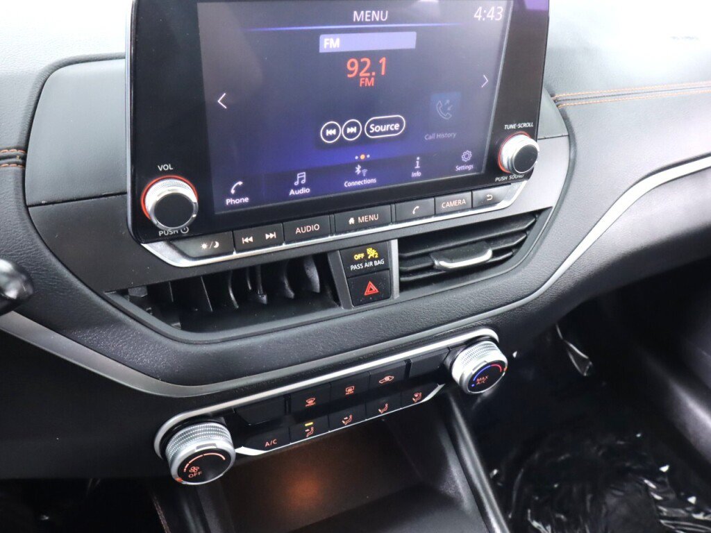 Used 2019 Nissan Altima 2.5 SR FWD image 15