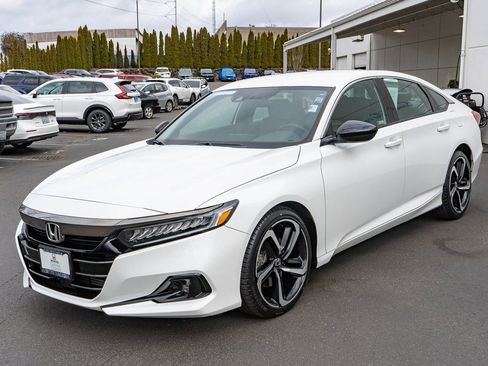 Certified 2022 Honda Accord Sport image 6