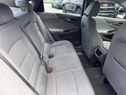 Used 2025 Chevrolet Malibu LT FWD image 24