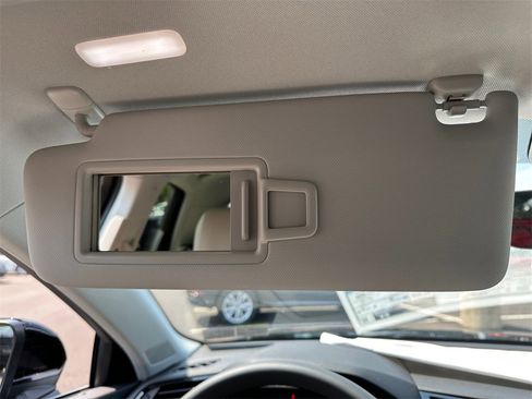 New 2025 Audi Q3 2.0T Premium image 21