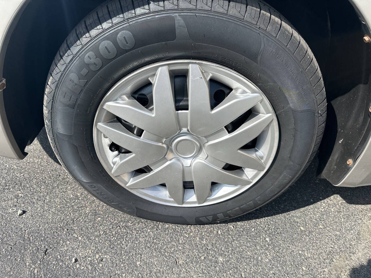 Used 2007 Toyota Sienna LE w/ LE Pkg 1 FWD image 5