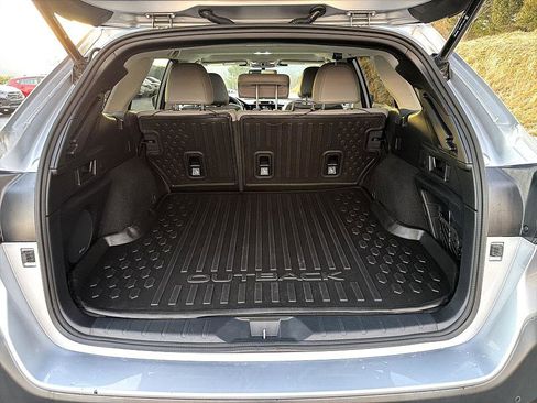 Used 2023 Subaru Outback Limited image 23