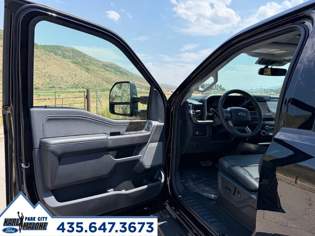New 2026 Ford F350 Lariat w/ Tremor Off-Road Package AWD/4WD image 13