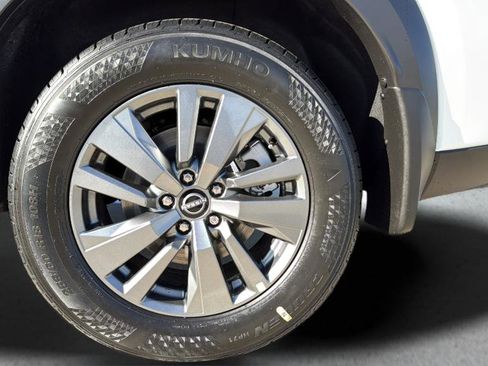 New 2026 Nissan Pathfinder SV AWD/4WD image 15