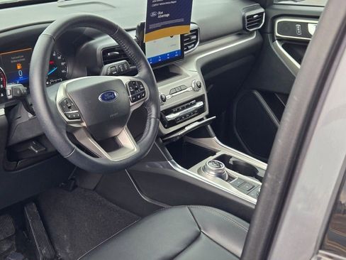 Certified 2023 Ford Explorer XLT w/ Equipment Group 202A image 26