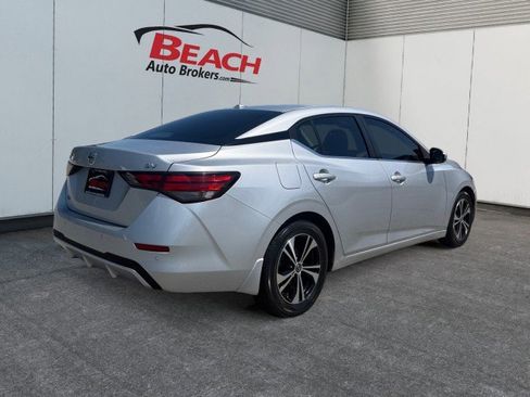 Used 2021 Nissan Sentra SV w/ Trunk Package FWD image 13