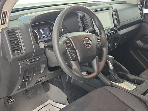 Used 2024 Nissan Frontier S AWD/4WD image 16