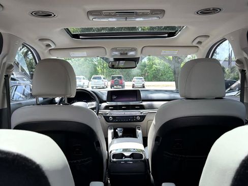 Used 2022 Kia Telluride SX image 17