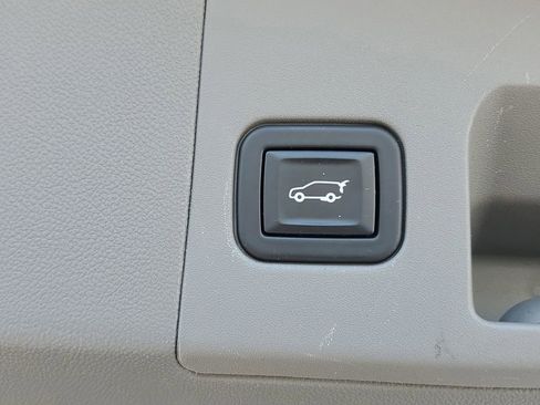 Used 2020 Cadillac XT5 Premium Luxury FWD image 26