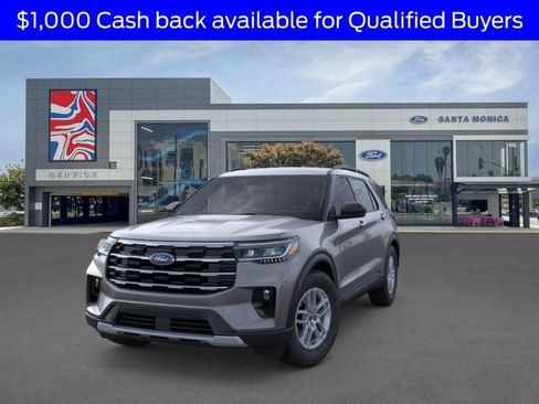 New 2026 Ford Explorer Active w/ Active Comfort Package RWD image 2