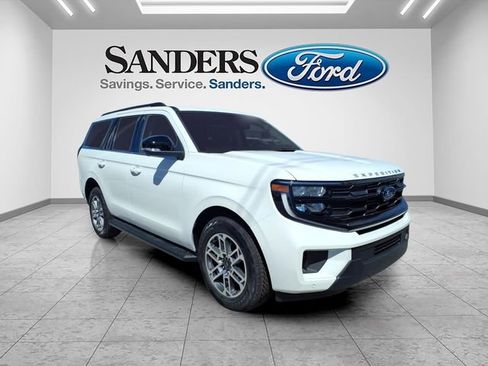New 2026 Ford Expedition Active AWD/4WD image 1
