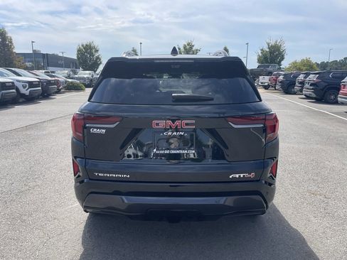 Used 2026 GMC Terrain AT4 w/ Technology Package II image 6
