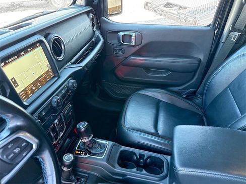 Used 2022 Jeep Wrangler Unlimited Rubicon 4xe image 26