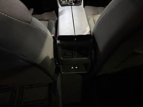 Certified 2025 Nissan Rogue SV AWD/4WD image 26