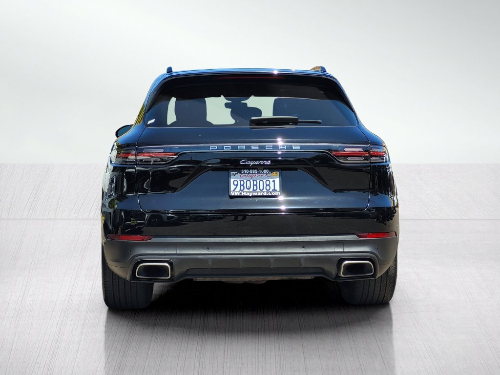 Used 2022 Porsche Cayenne w/ Premium Package AWD/4WD image 5
