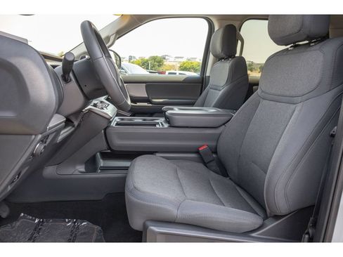 Used 2025 Ford Expedition Max Active AWD/4WD image 16