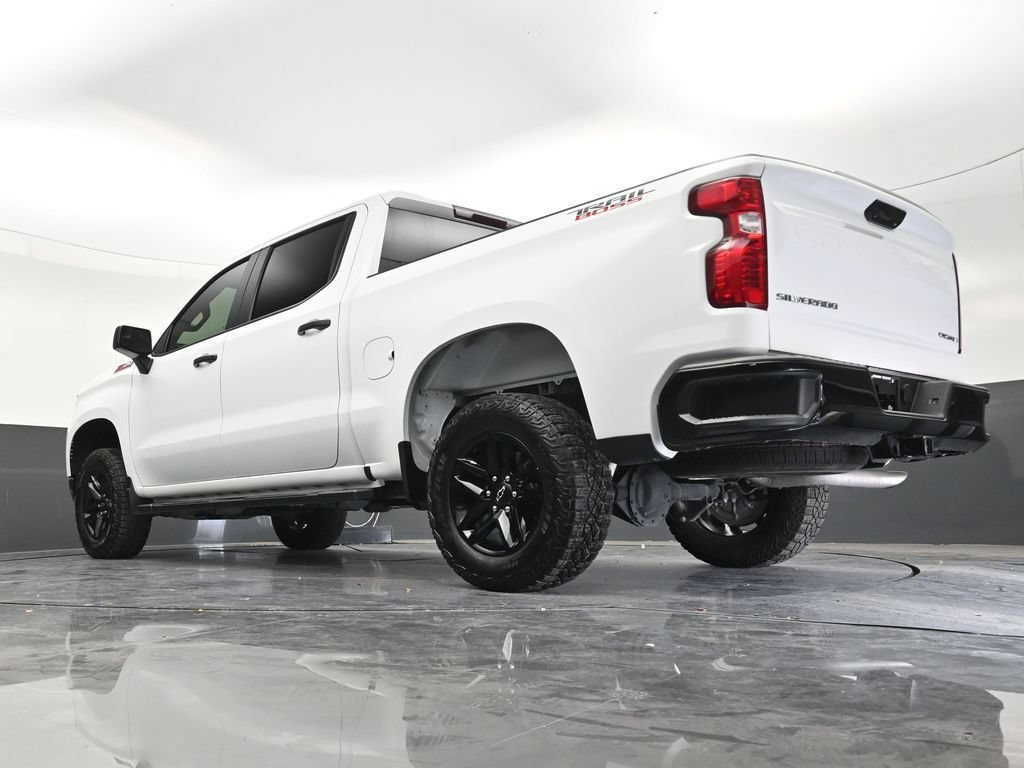 Used 2024 Chevrolet Silverado 1500 Custom Trail Boss AWD/4WD image 22