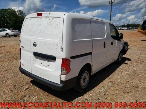 Used 2019 Nissan NV200 S w/ Cruise Control Package image 2