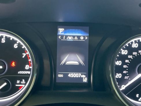 Certified 2019 Toyota Camry SE FWD image 15