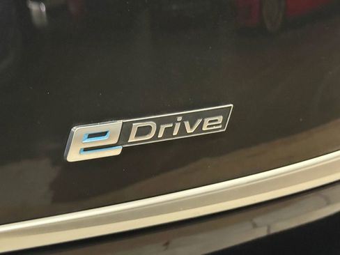 Used 2018 BMW i3 image 13