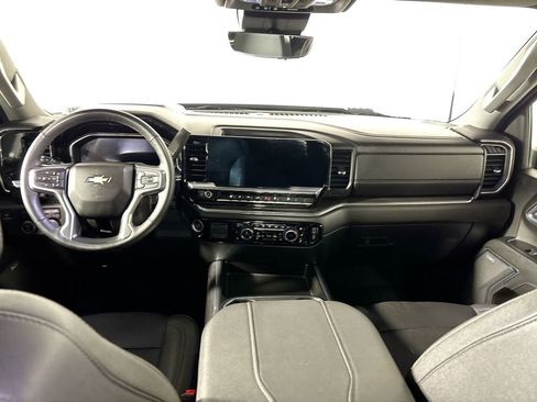 Used 2024 Chevrolet Silverado 3500 LTZ w/ LTZ Premium Package image 12