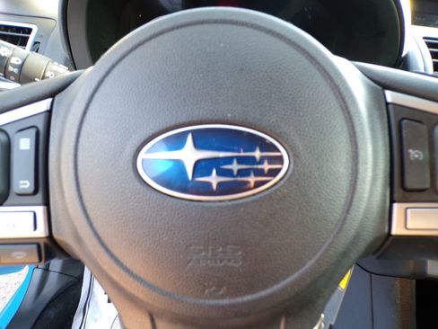 Used 2016 Subaru Crosstrek 2.0i Premium w/ Moonroof Package AWD/4WD image 30