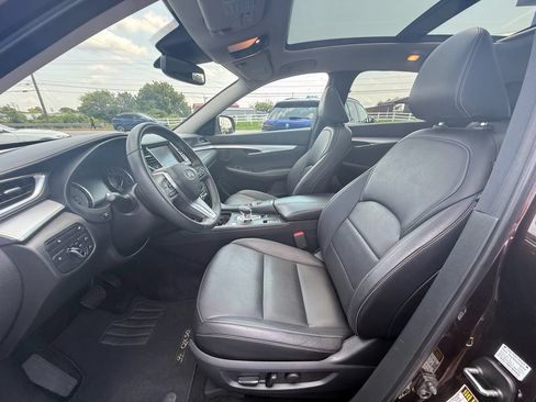 Used 2020 INFINITI QX50 Luxe w/ Navigation Package FWD image 9