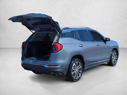 Used 2020 GMC Terrain SLT w/ Preferred Package image 5