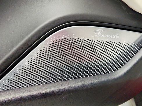 Used 2024 Porsche Taycan 4S image 23