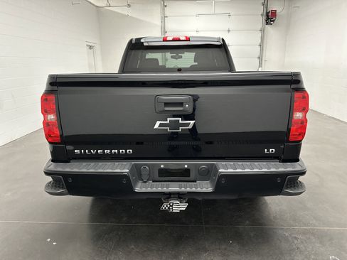 Used 2019 Chevrolet Silverado 1500 LT w/ All Star Edition image 8