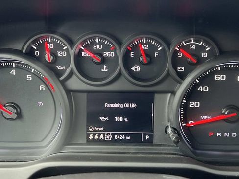 Used 2024 Chevrolet Silverado 1500 Custom w/ Dark Appearance Package image 18