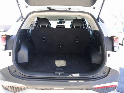 Used 2023 Kia Sportage EX image 19
