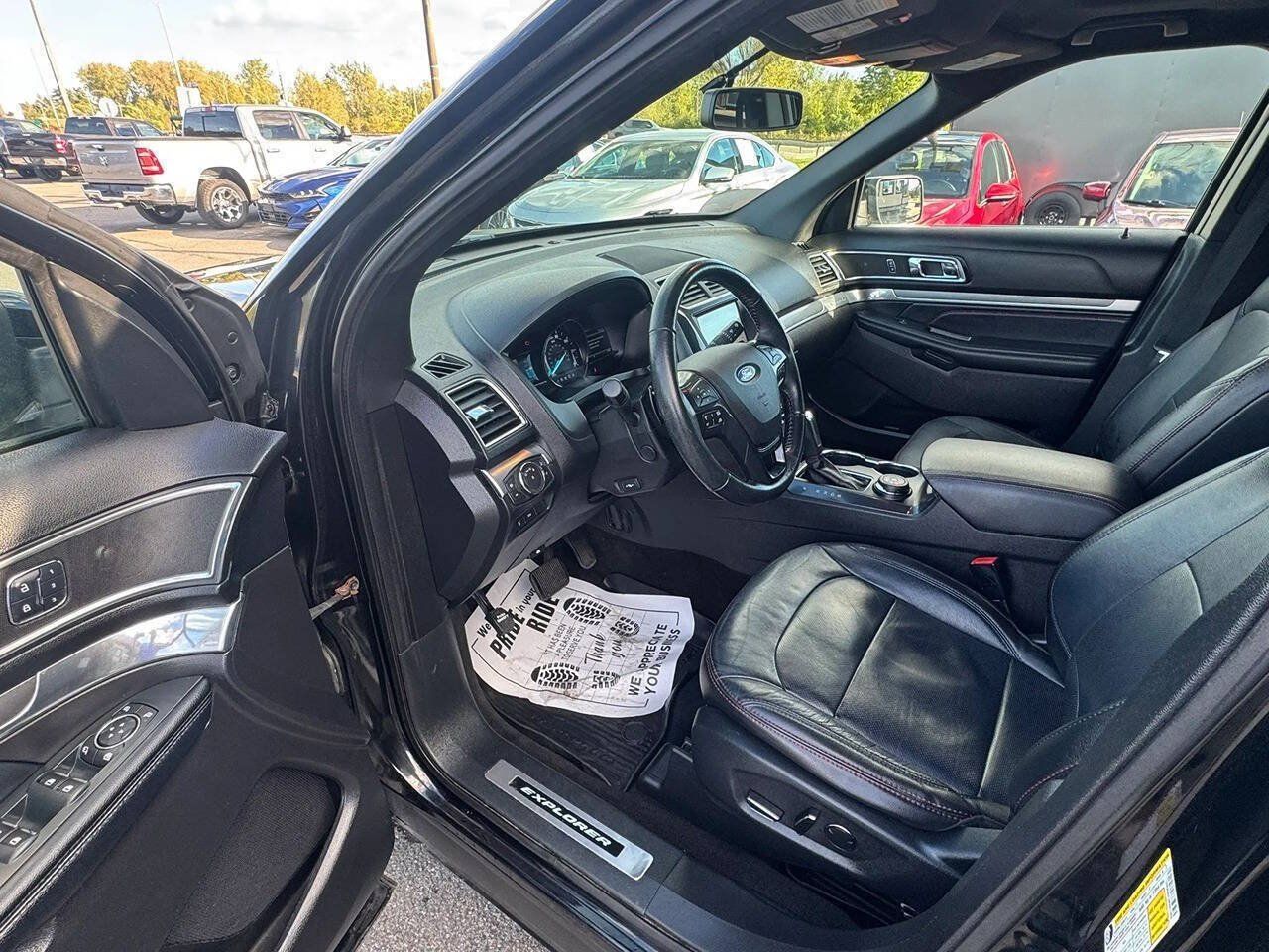 Used 2017 Ford Explorer Sport w/ Equipment Group 401A AWD/4WD image 6