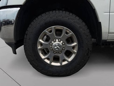 Used 2024 RAM 3500 Laramie w/ Towing Technology Group AWD/4WD image 24