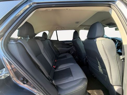 Used 2025 Subaru Outback Onyx Edition AWD/4WD image 23