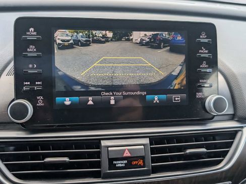 Certified 2018 Honda Accord Touring image 31