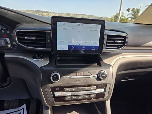 Used 2020 Ford Explorer XLT RWD image 19