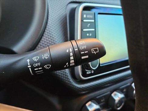 Used 2023 Nissan Kicks S image 14