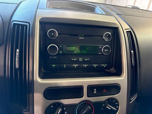 Used 2010 Ford Edge SE FWD image 26