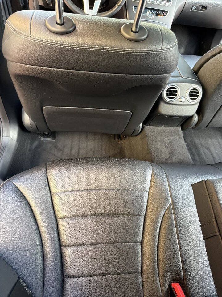 Used 2020 Mercedes-Benz C 300 Sedan image 26