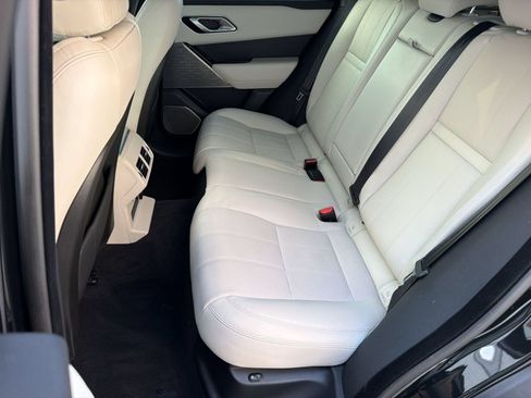 Used 2019 Land Rover Range Rover Velar S AWD/4WD image 23
