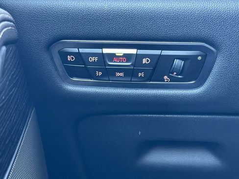 Used 2022 BMW X7 M50i image 28