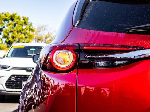 Used 2021 MAZDA CX-9 Signature image 11